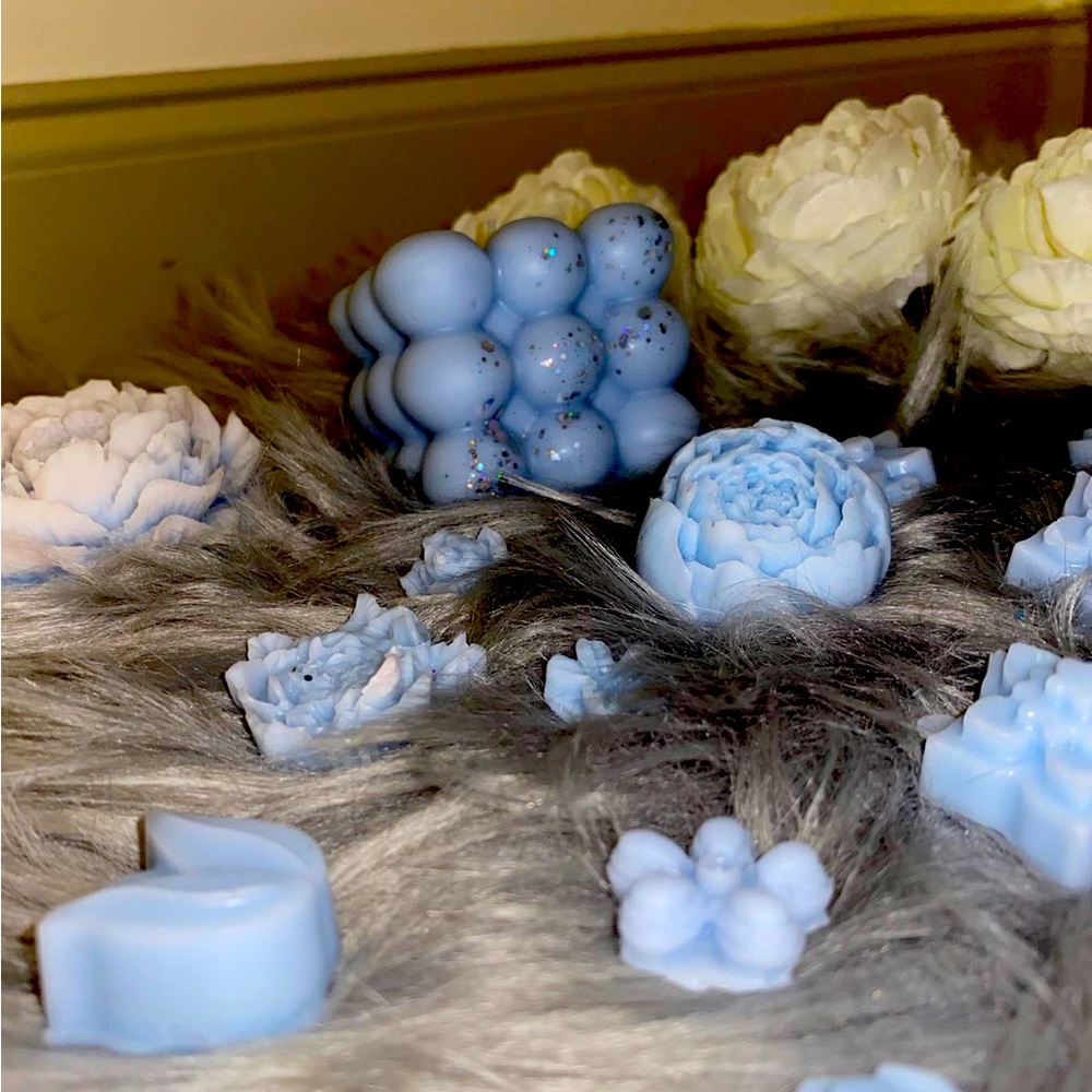 Melt Me Lavender Floral Soy Candles by Jasmines